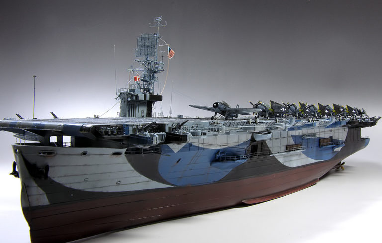 護衛空母ガンビア・ベイ作成記 完結 護衛空母 ガンビアベイ 完成 モッキーのお気楽プラモ道